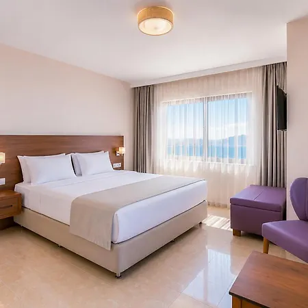 Altamare Kusadası
