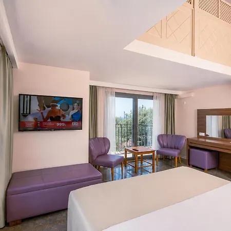 Altamare Hotel