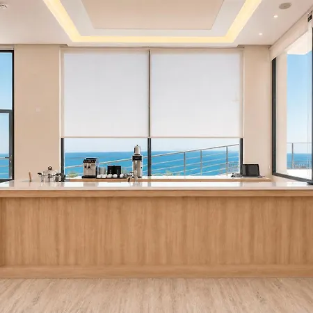 Altamare Hotel 4*